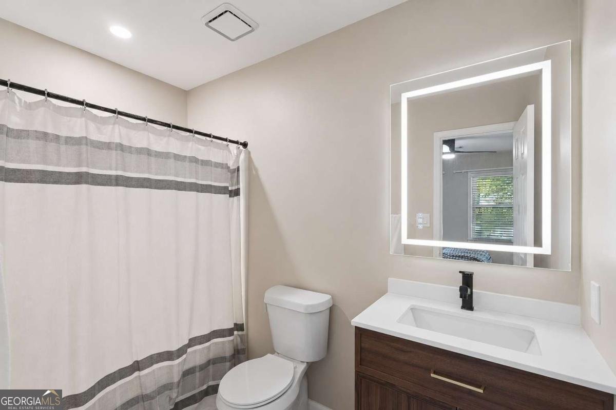 16 Holly Downs Court Atlanta - Photo 17