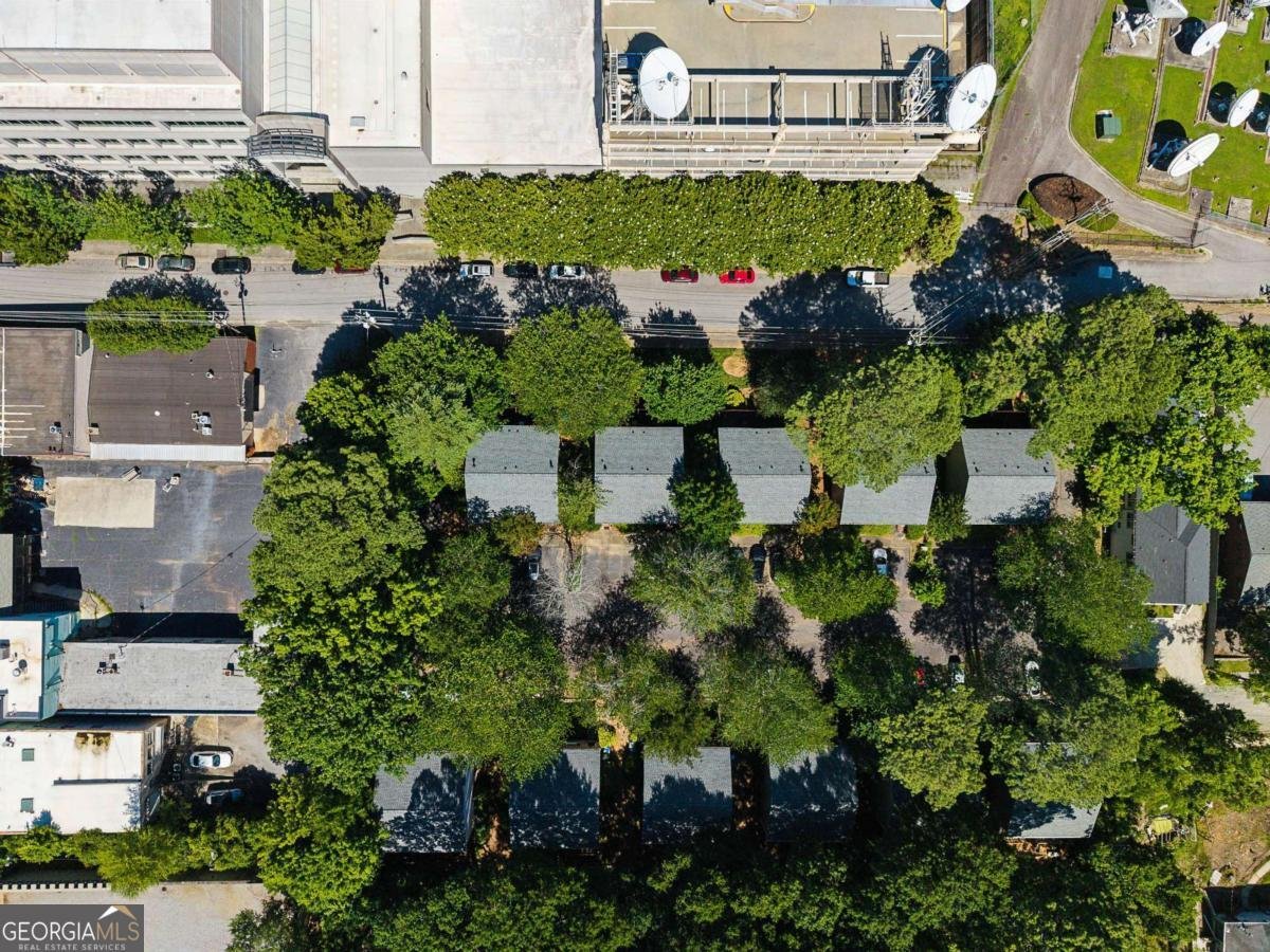 16 Holly Downs Court Atlanta - Photo 22