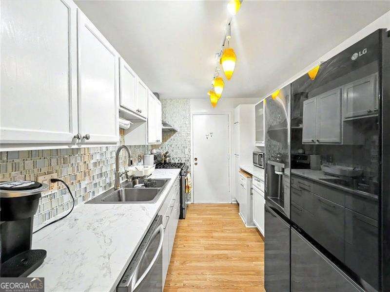 6851 Roswell Road Atlanta - Photo 11