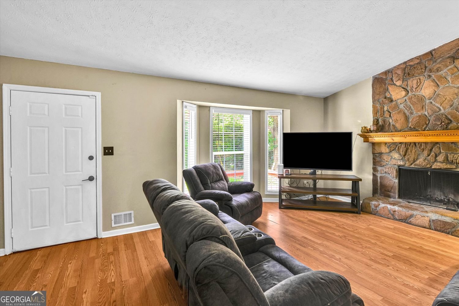 270 Amberwood Drive Lawrenceville - Photo 10