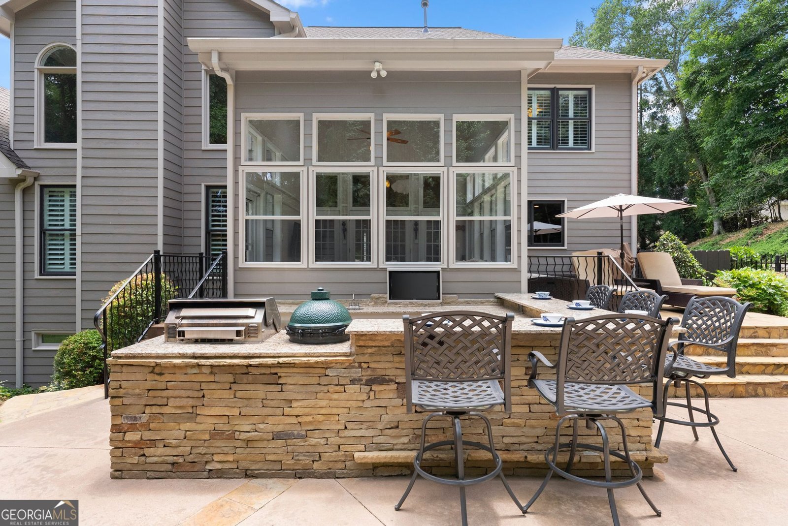 136 Riverview Drive Suwanee - Photo 11