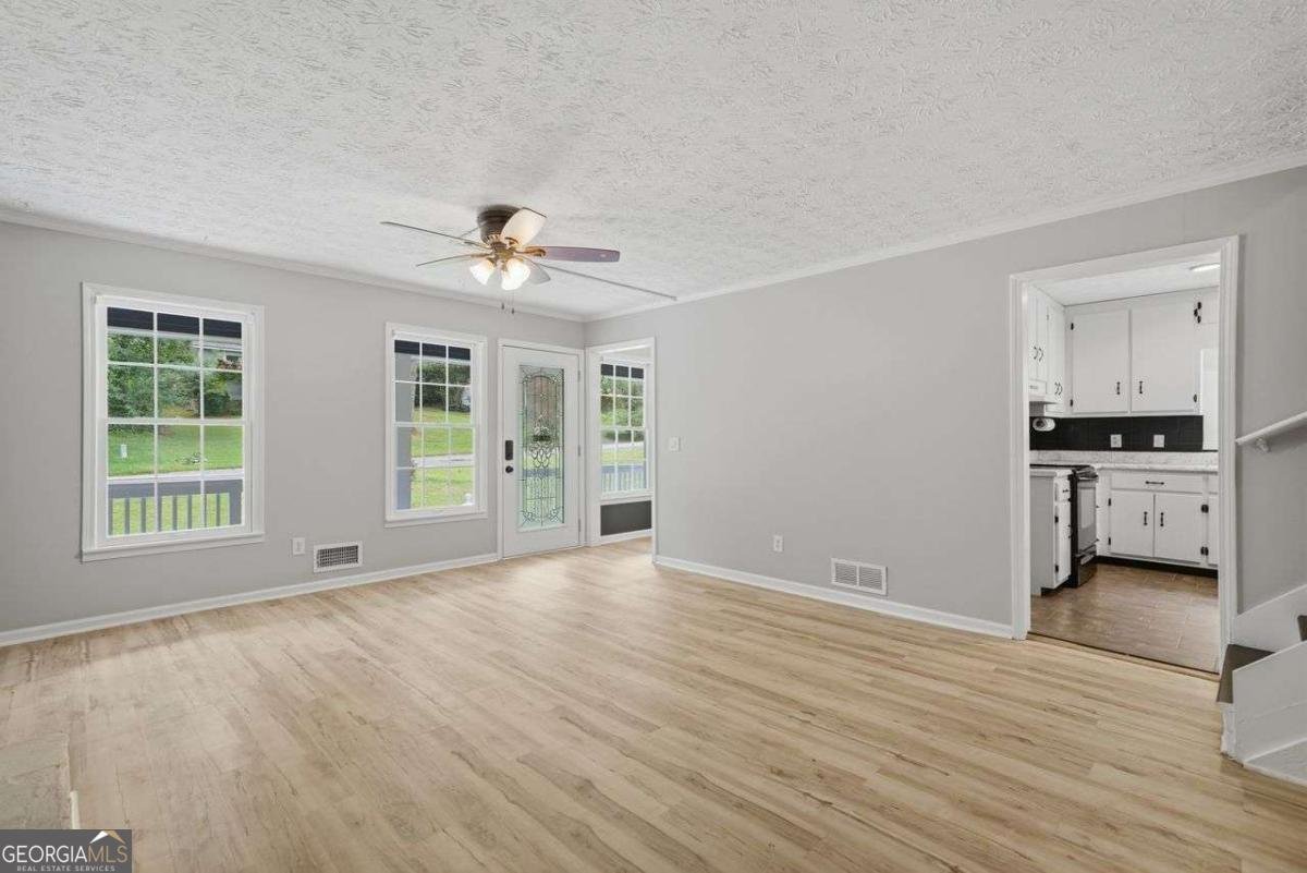 1539 Sir Galahad Drive Marietta - Photo 10