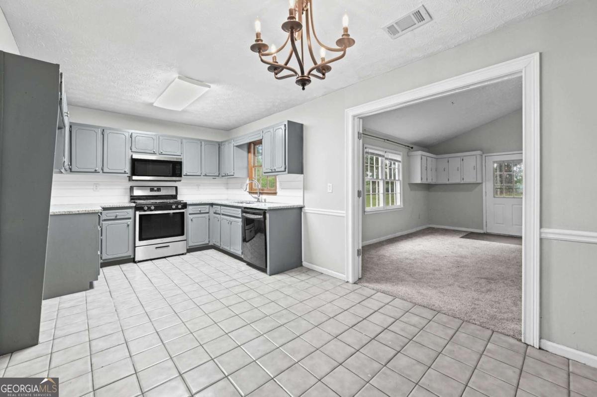 142 Summerfield Drive Mcdonough - Photo 10