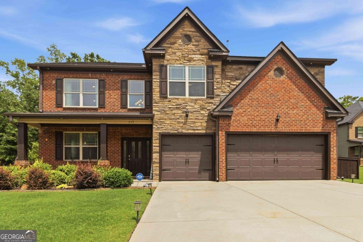 217 Sebastian Cove Hampton - main photo