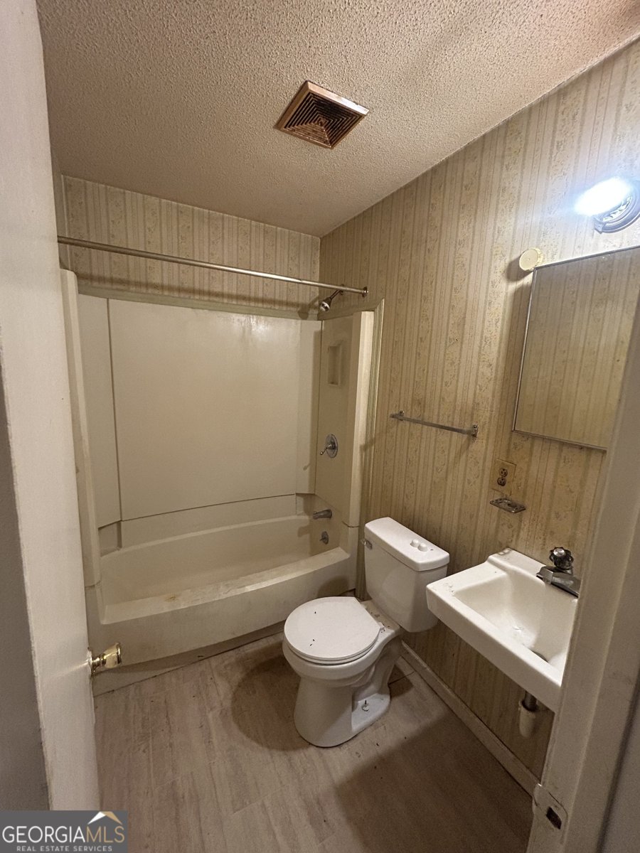 1031 King Circle Perry - Photo 6