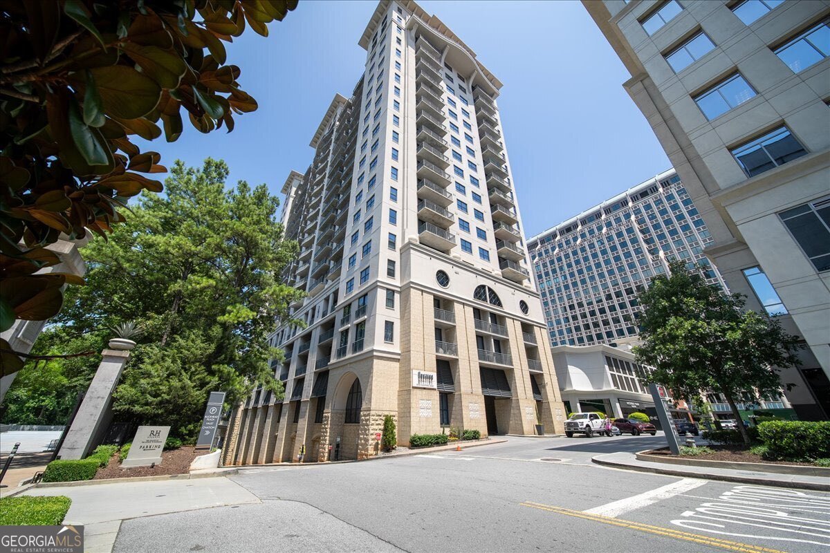 3040 Peachtree Road Atlanta - main photo