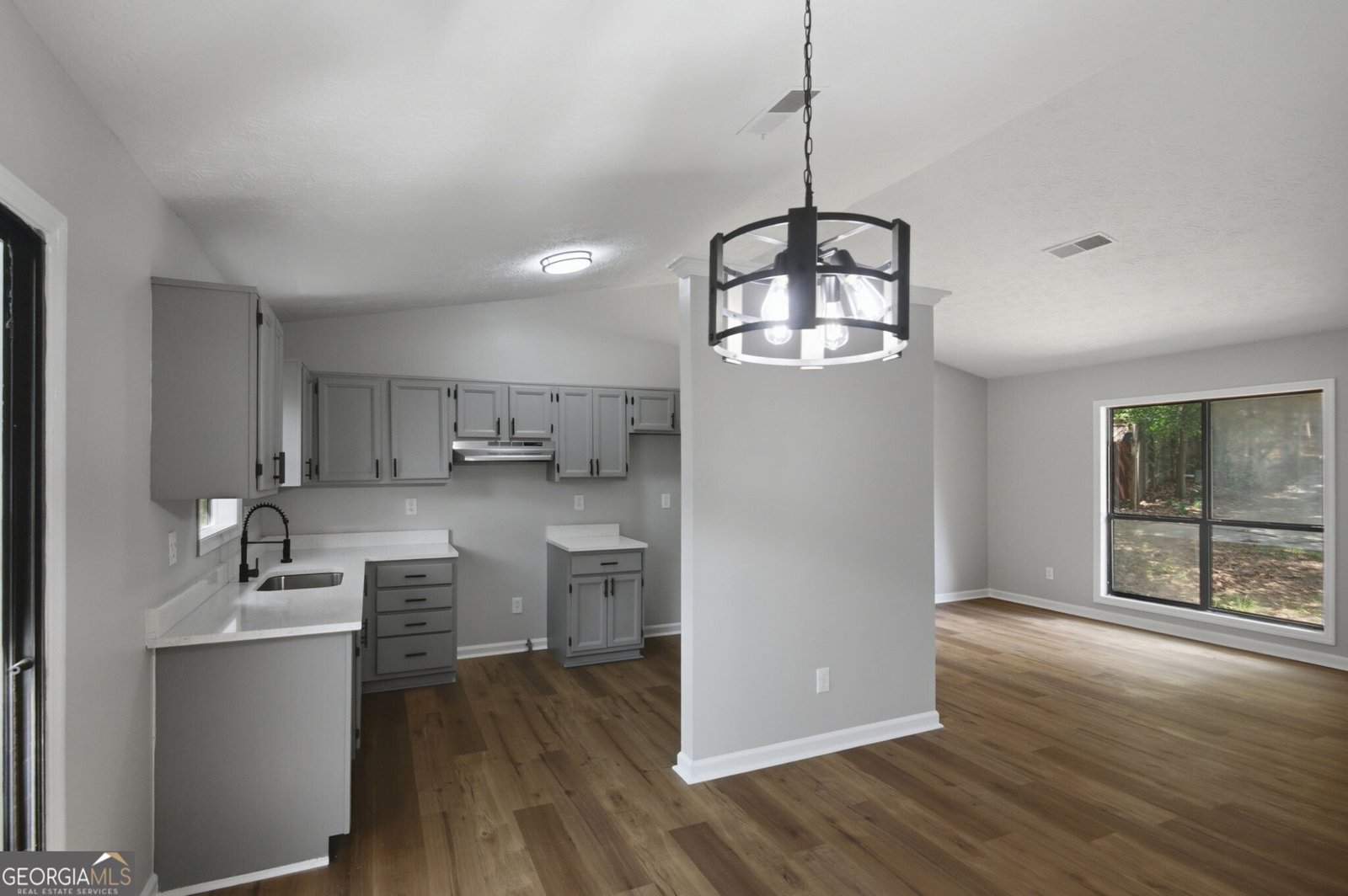 600 Maple Drive Stone Mountain - Photo 11