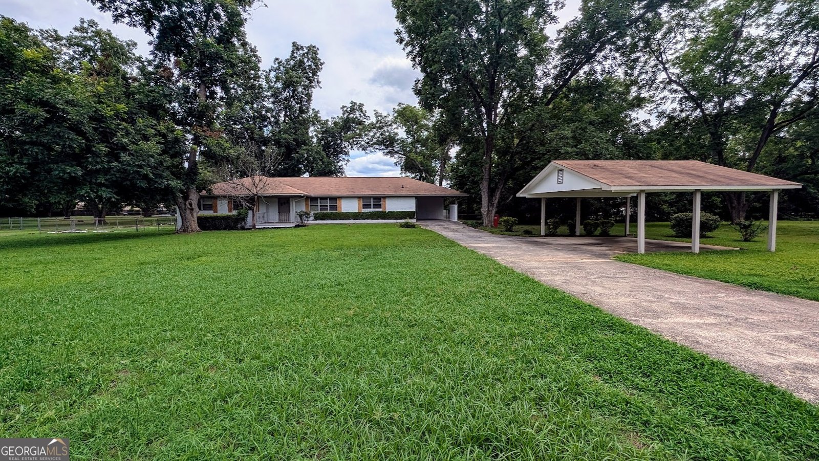 102 David Terrace Centerville - main photo