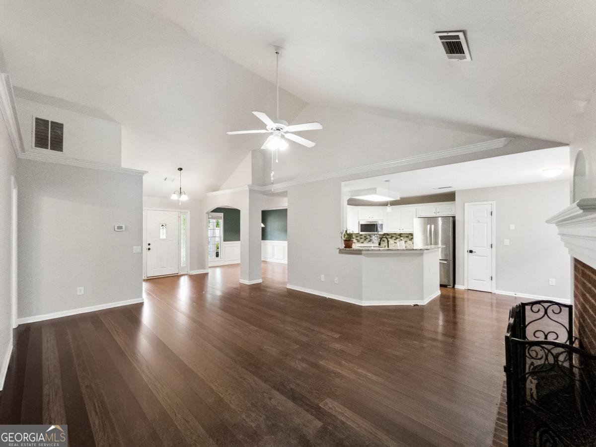 210 Lexington Circle Athens - Photo 11