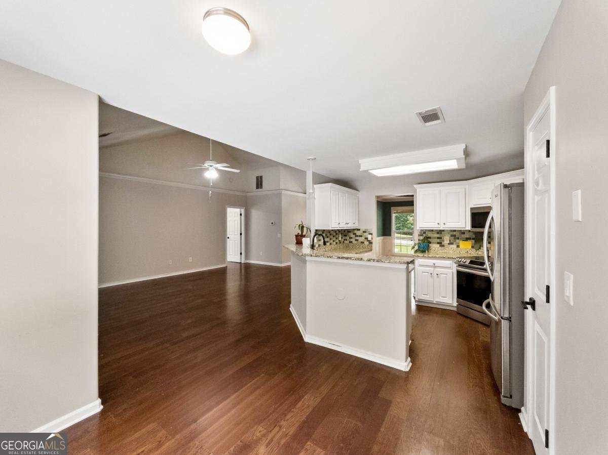 210 Lexington Circle Athens - Photo 16