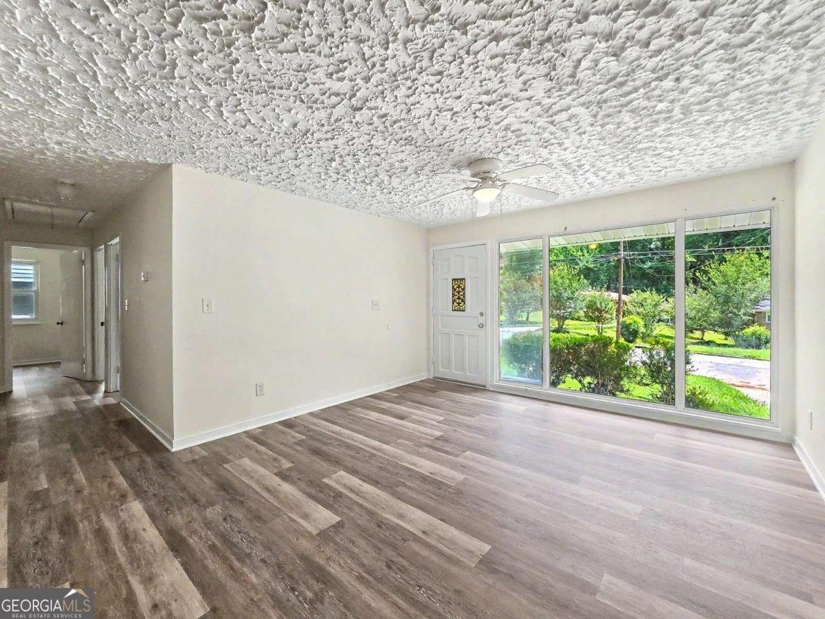 2559 Dale Creek Drive Atlanta - Photo 10
