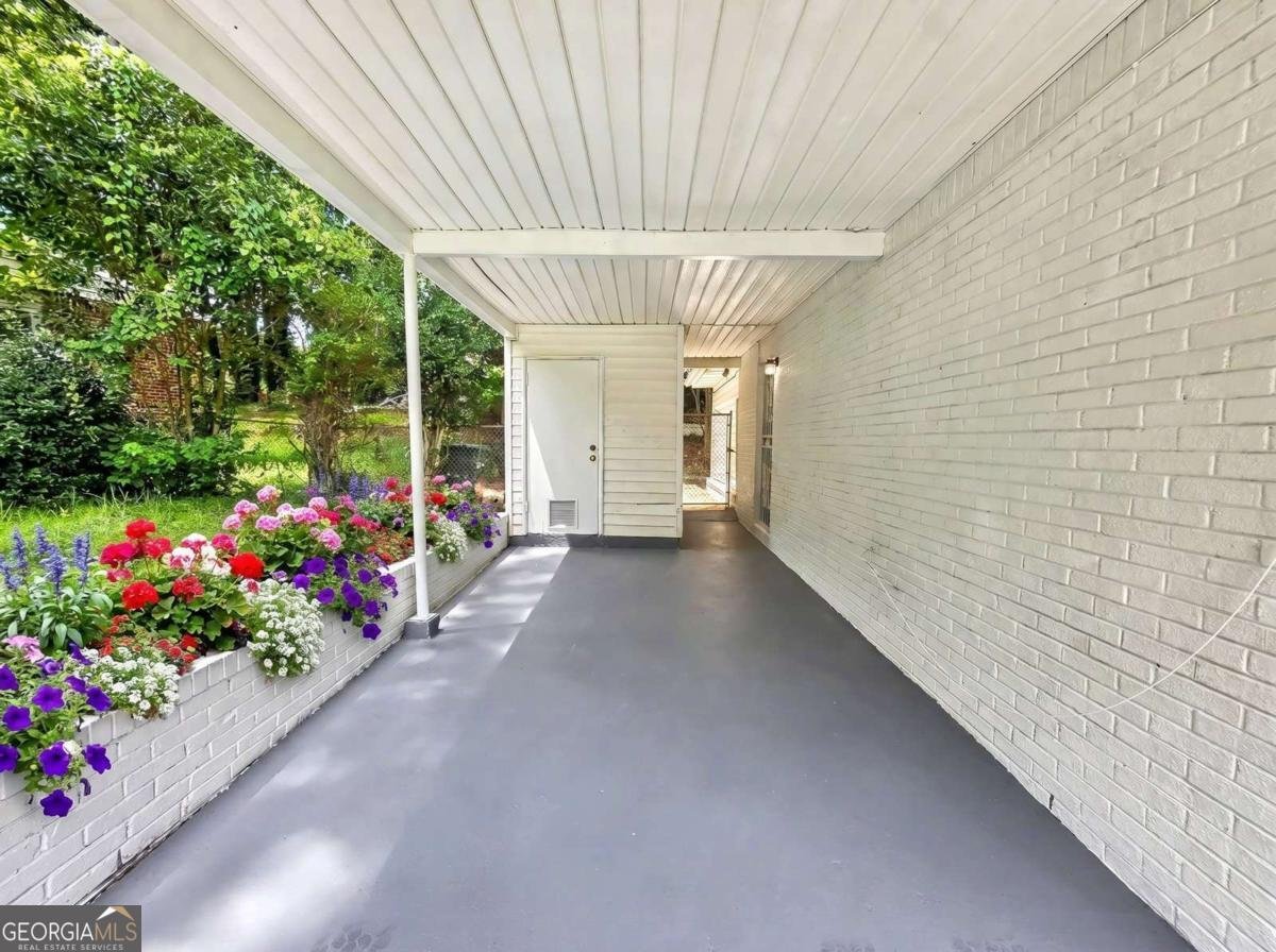 2559 Dale Creek Drive Atlanta - Photo 8