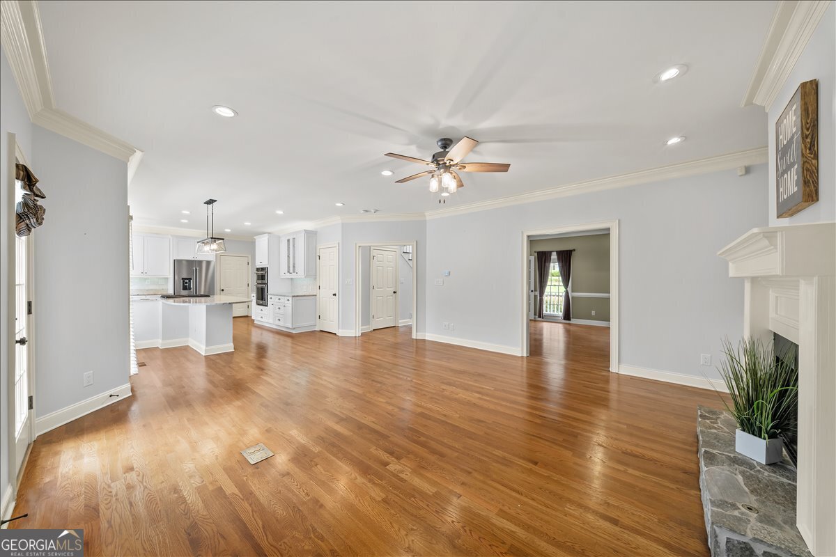 755 White Blossom Court Powder Springs - Photo 8