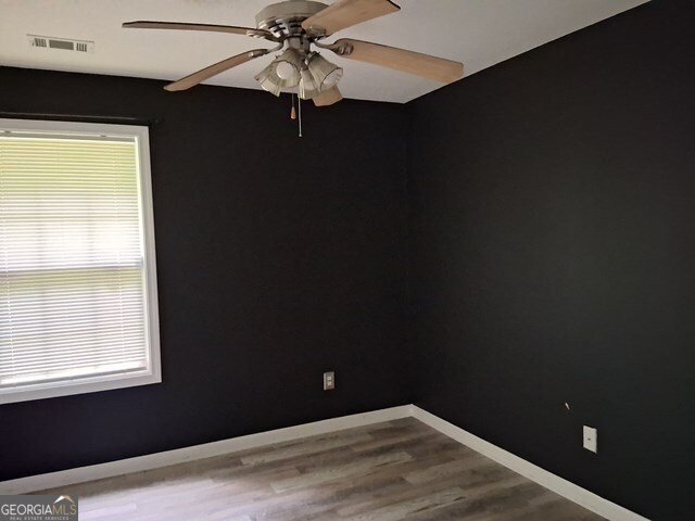 300 Lakeside Drive Covington - Photo 21