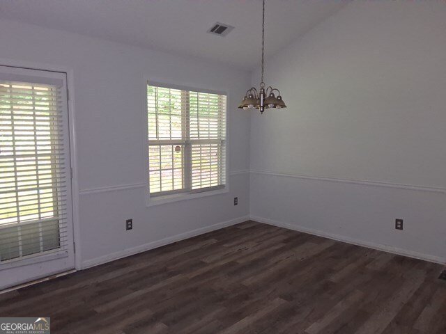 300 Lakeside Drive Covington - Photo 9