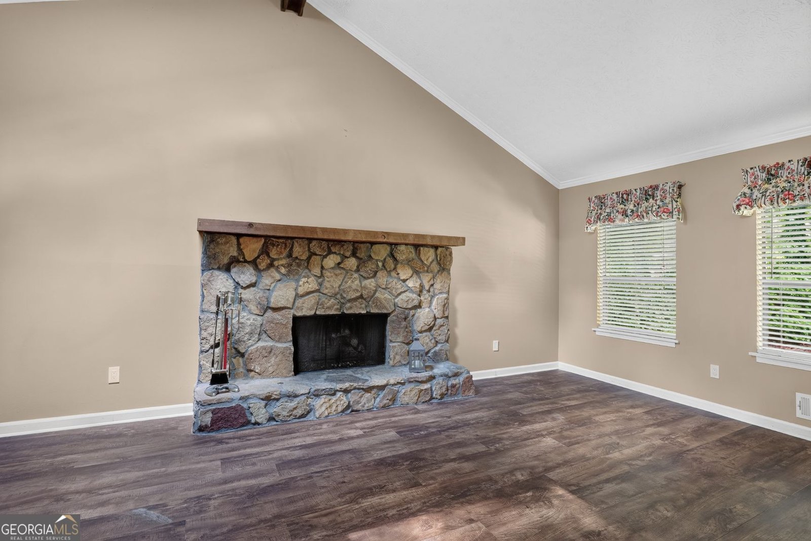 9640 Pine Thicket Way Roswell - Photo 8