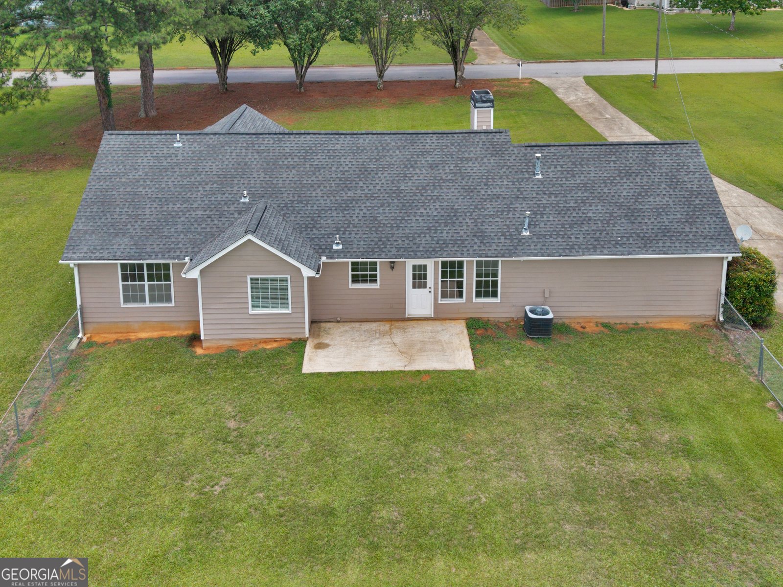 110 Country Meadows Court McDonough - Photo 33