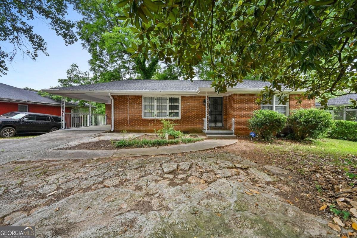 2397 Tilson Rd Decatur - main photo