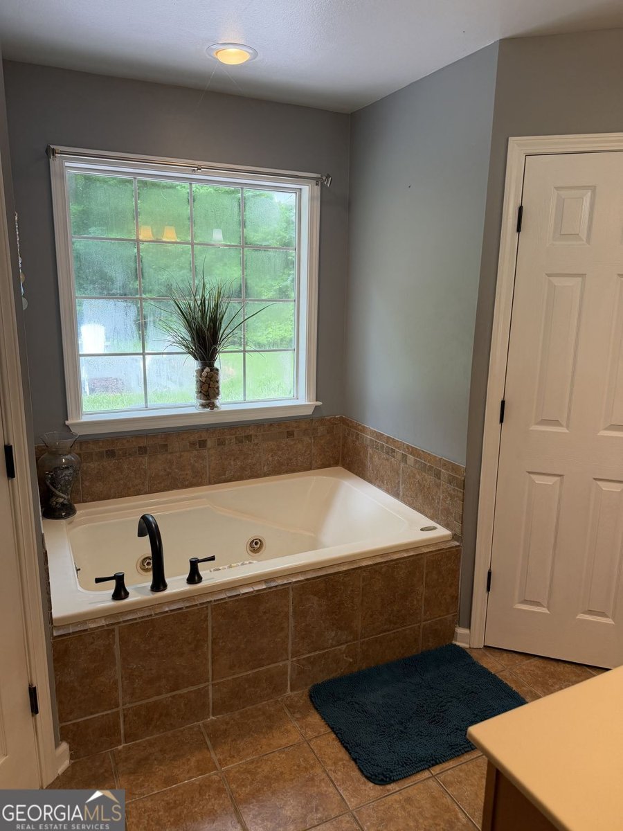 4232 Joe Chandler Road Gillsville - Photo 10