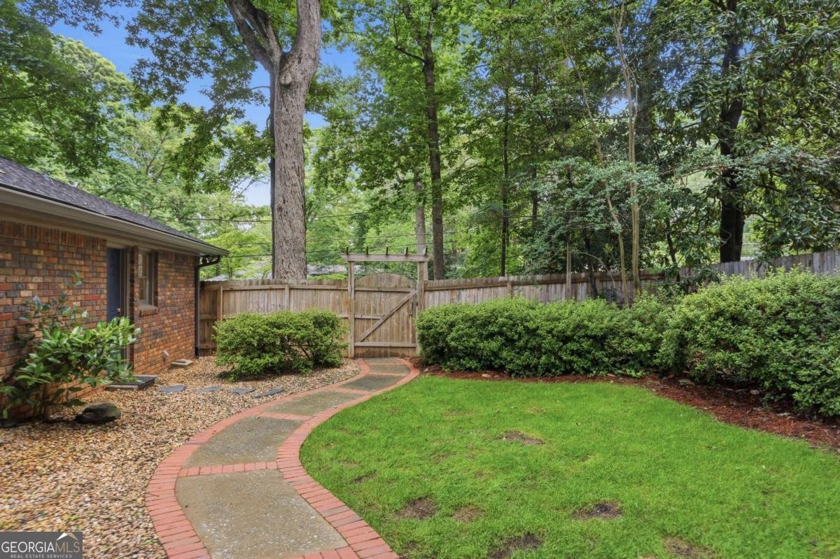 643 Grove Parkway SE Marietta - Photo 28