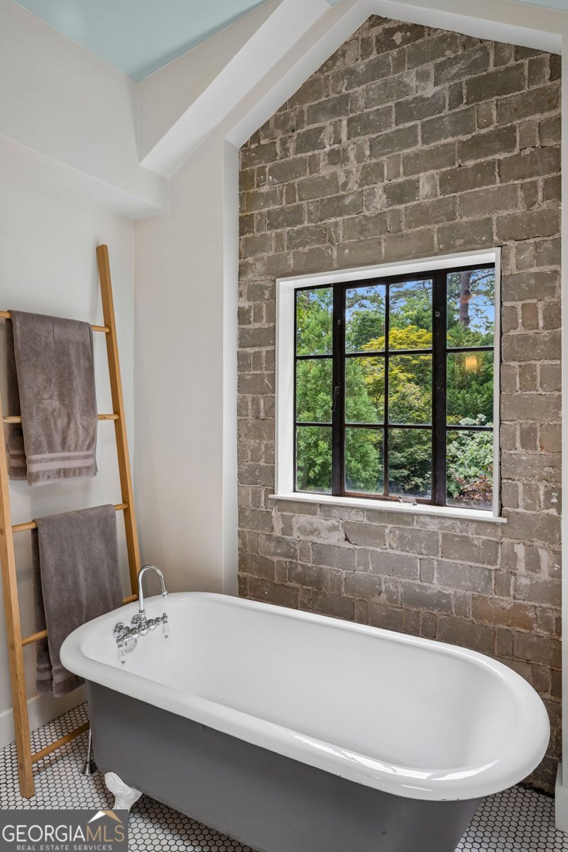 2069 Edinburgh Terrace Atlanta - Photo 33