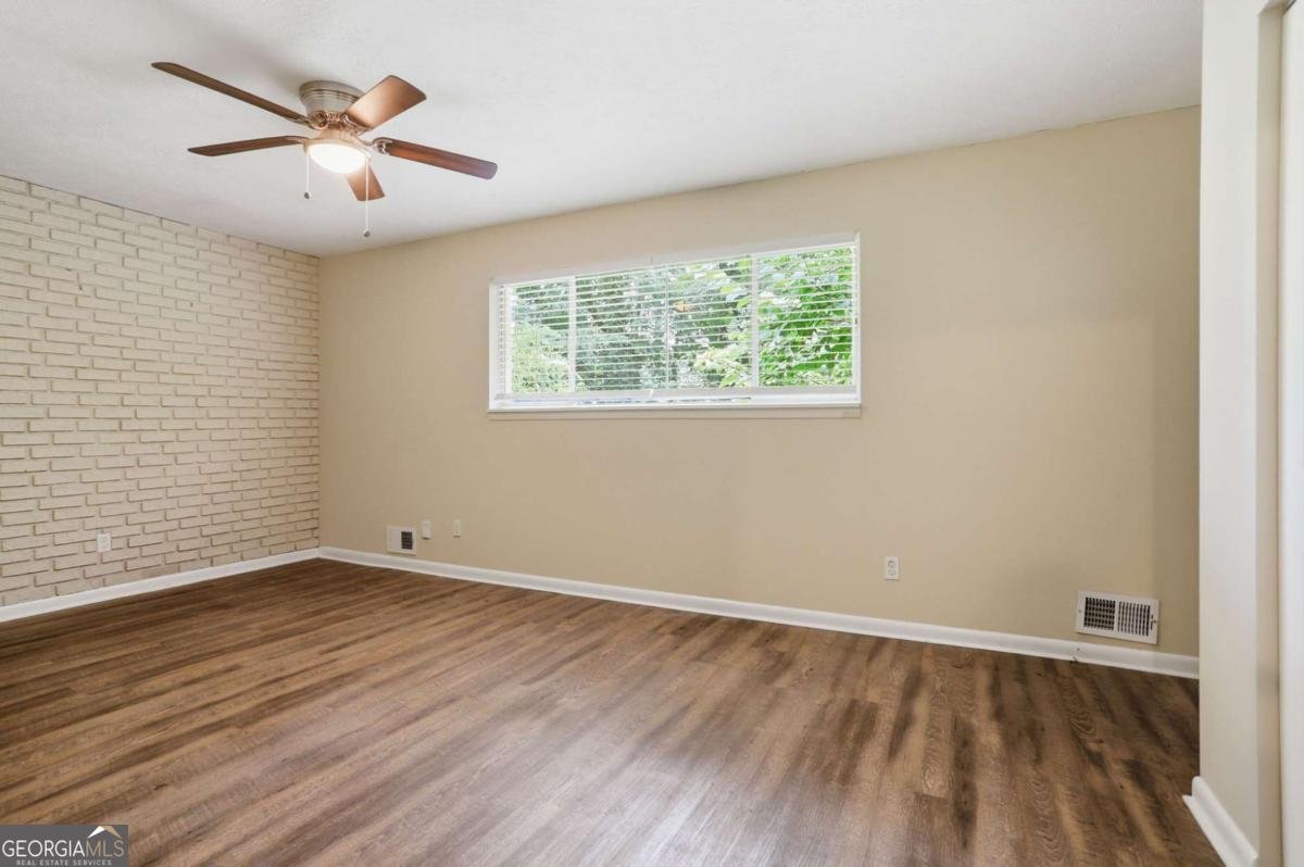 3840 Emerald North Drive Decatur - Photo 13