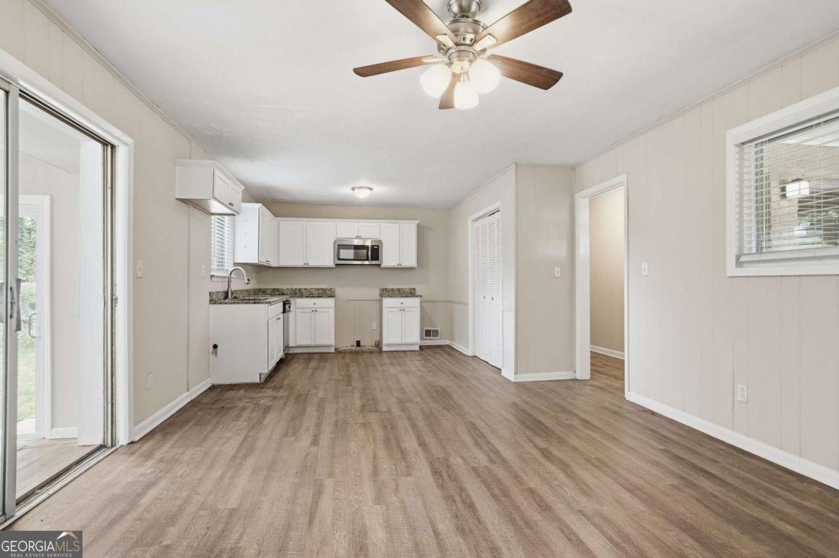3840 Emerald North Drive Decatur - Photo 9