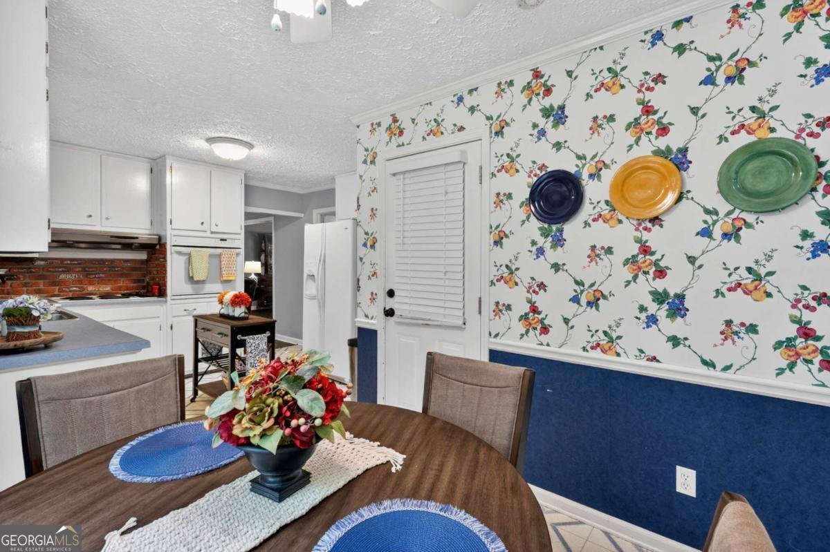 2868 Hickory Lane Snellville - Photo 12