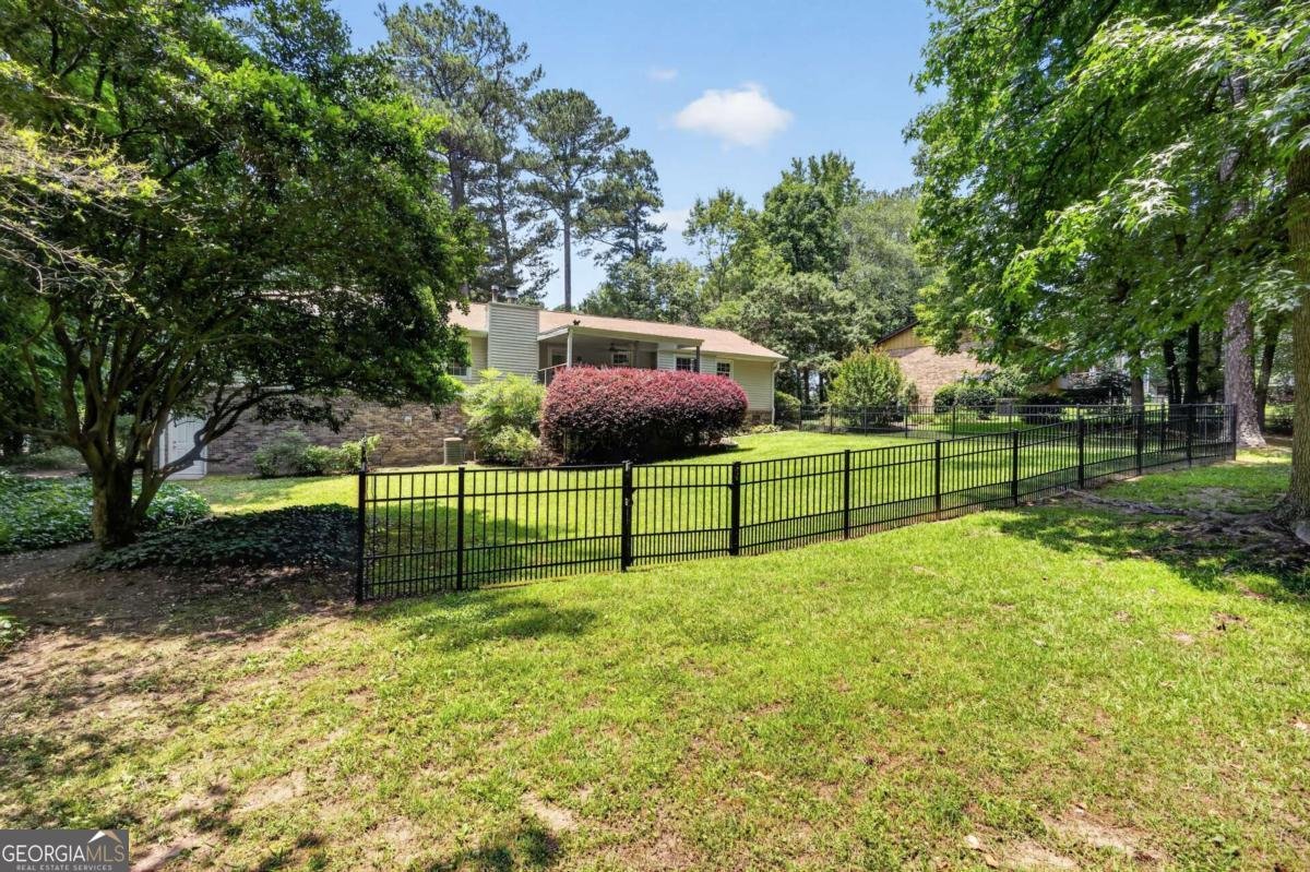 2868 Hickory Lane Snellville - Photo 32