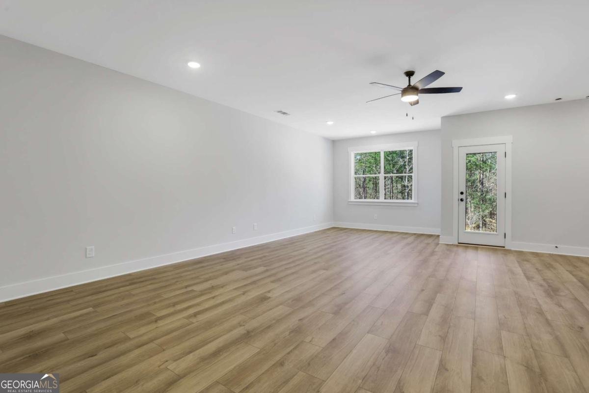 7048 Manchester Drive Flowery Branch - Photo 44