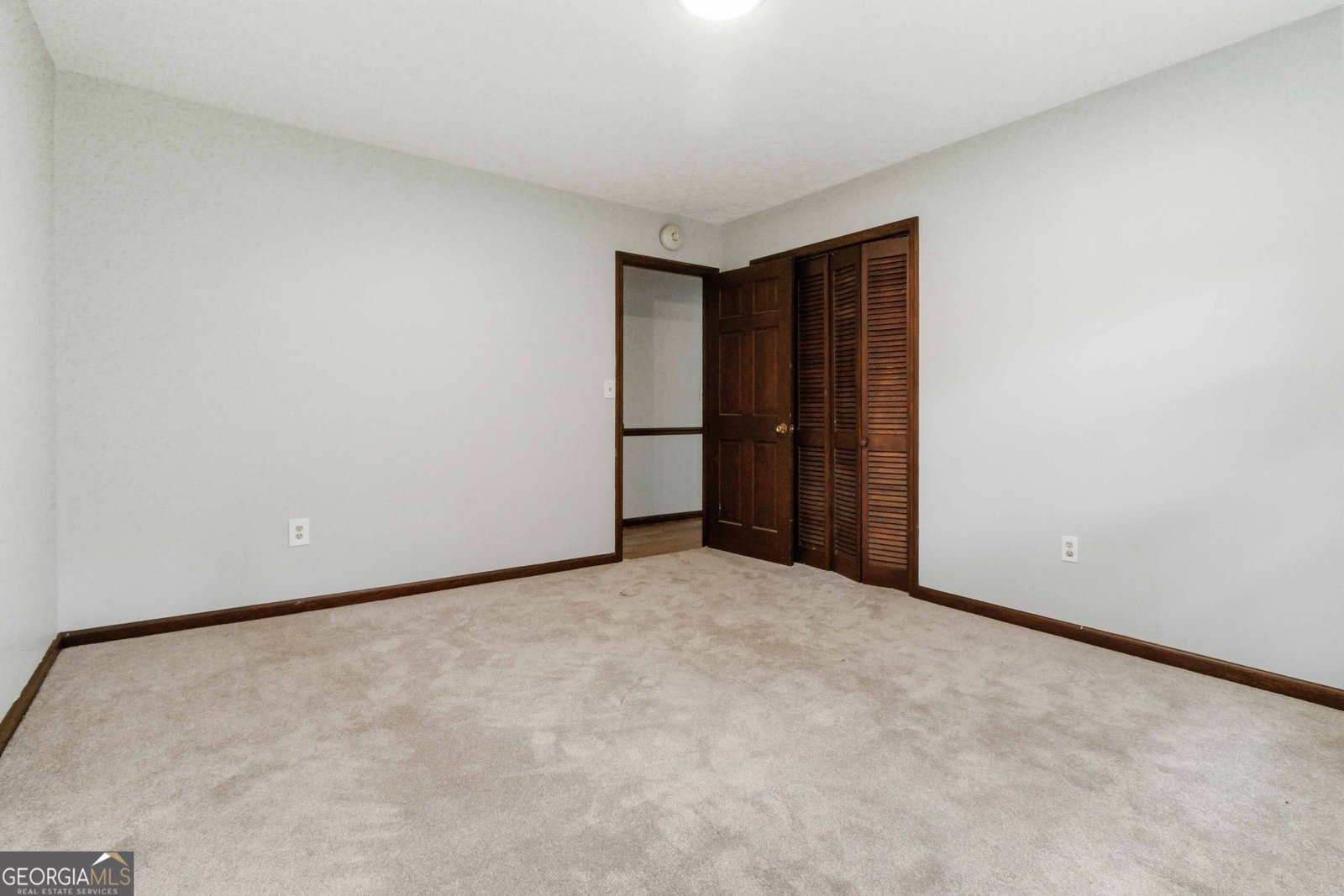 420 Creekview Court Marietta - Photo 18