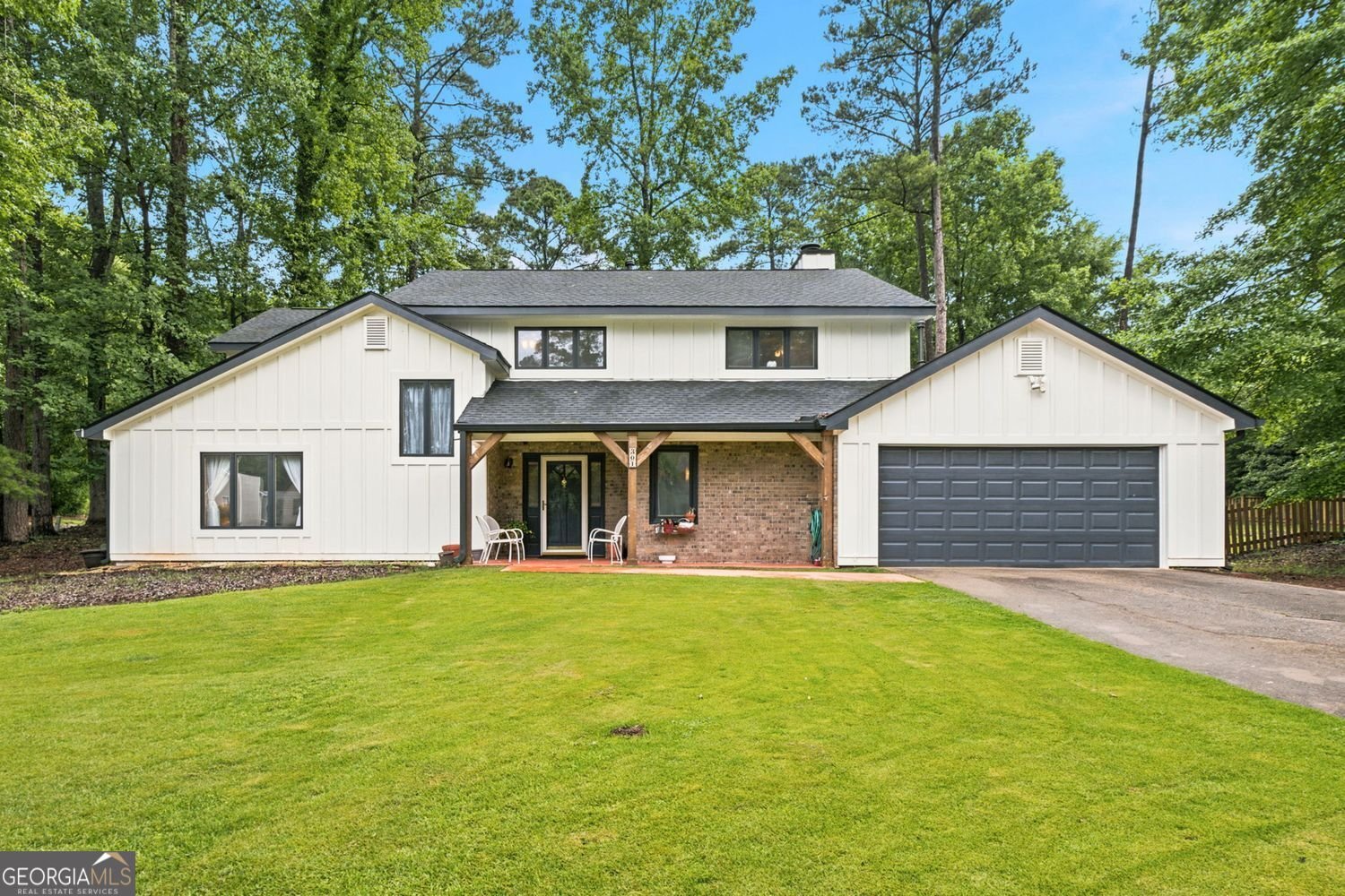 301 Martingale Drive Peachtree City - main photo