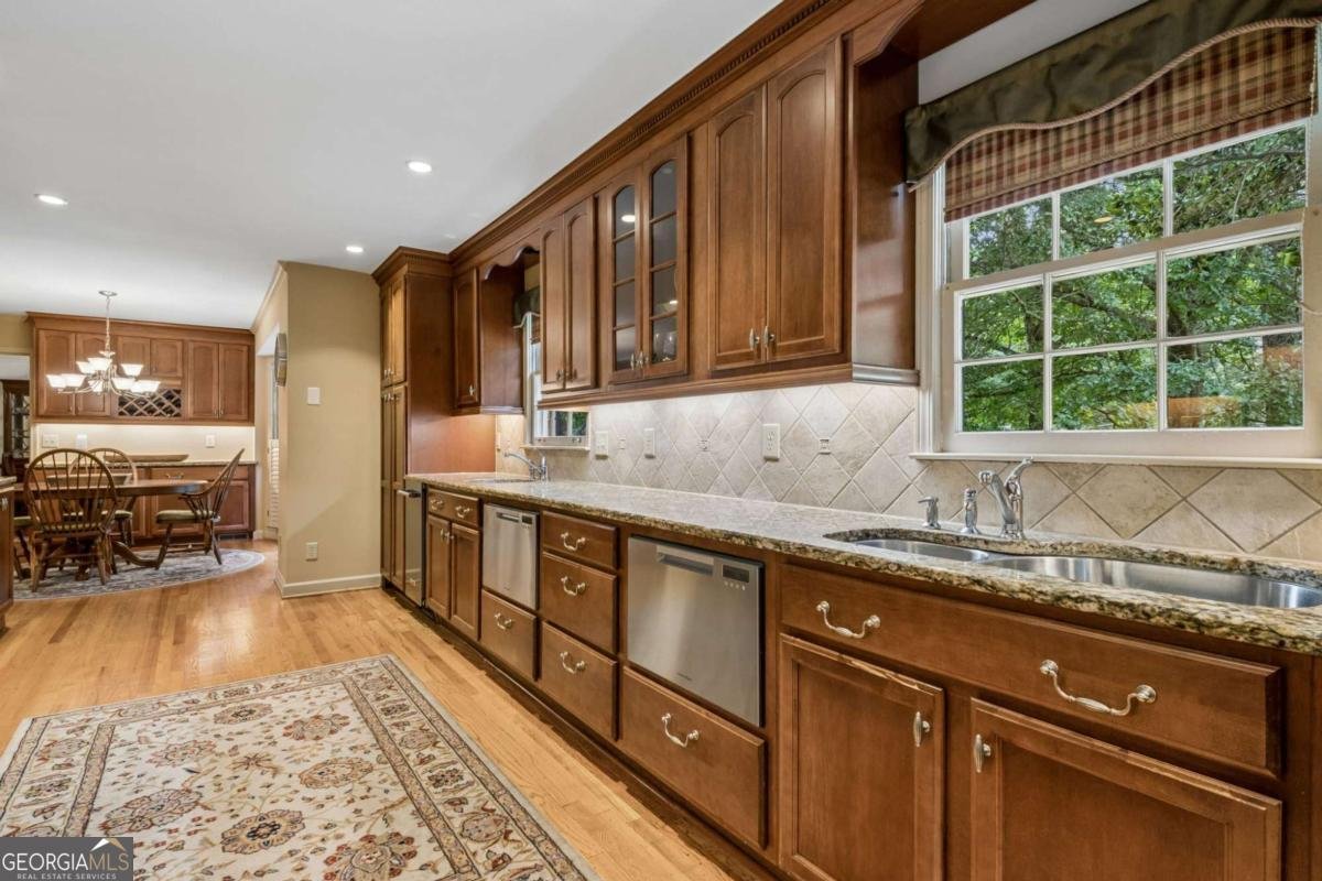 4791 Layfield Drive Dunwoody - Photo 19