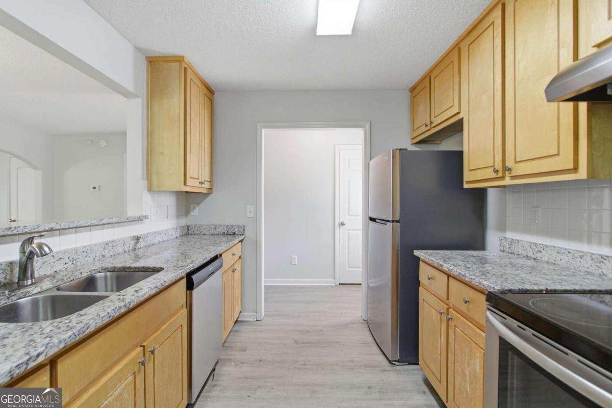 8569 Thomas Road Riverdale - Photo 12