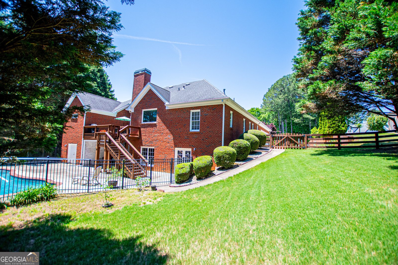 303 Ivy Brook Court Alpharetta - Photo 6