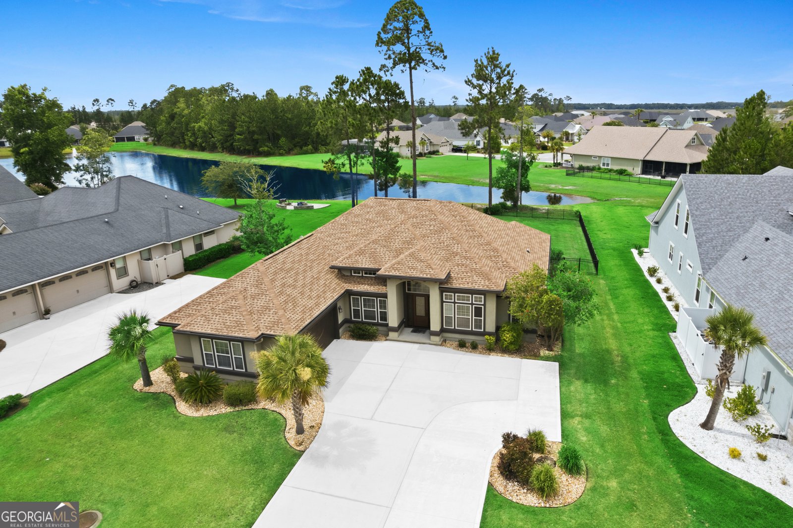 214 Fiddlers Cove Drive Kingsland - main photo