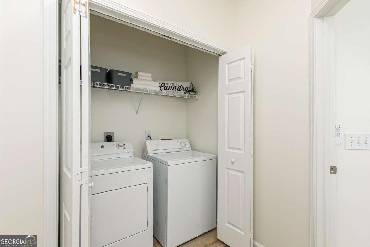 707 Bedford Court Woodstock - Photo 6