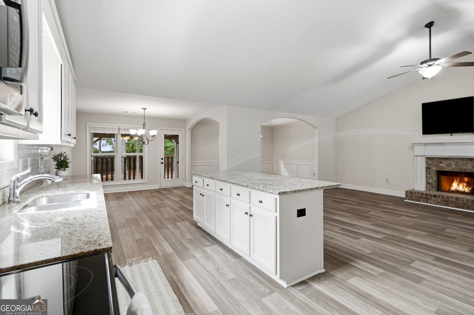 139 Goldshore Way Statham - Photo 10