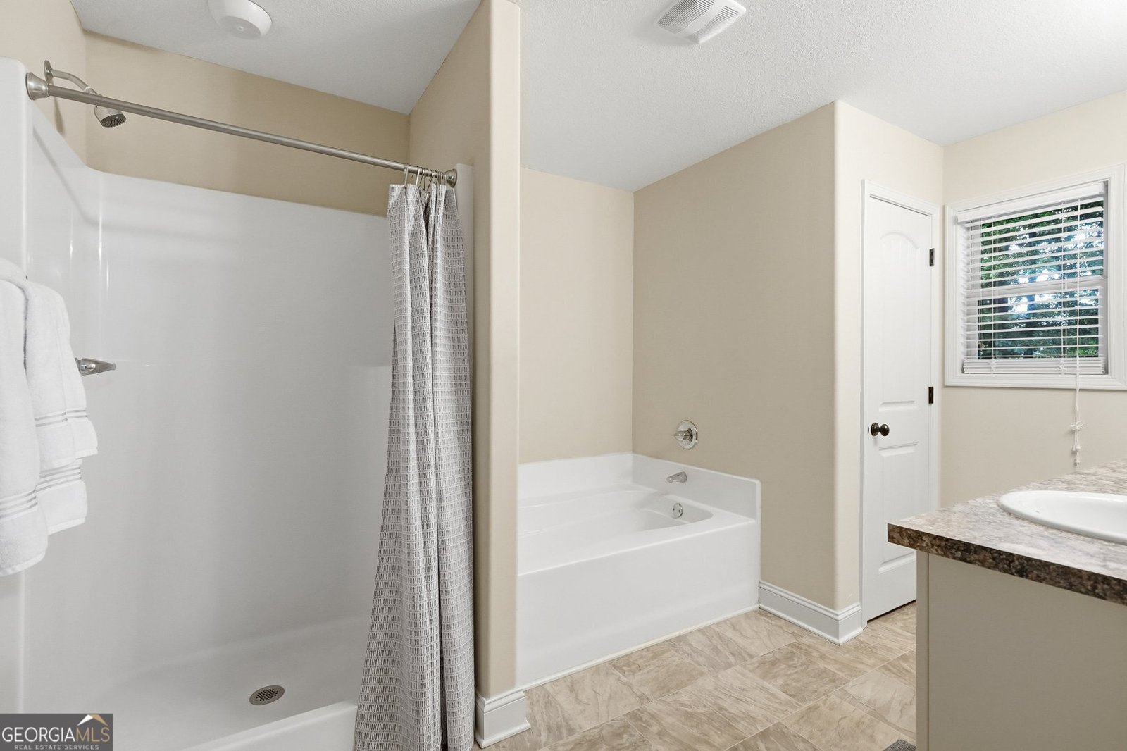 139 Goldshore Way Statham - Photo 24