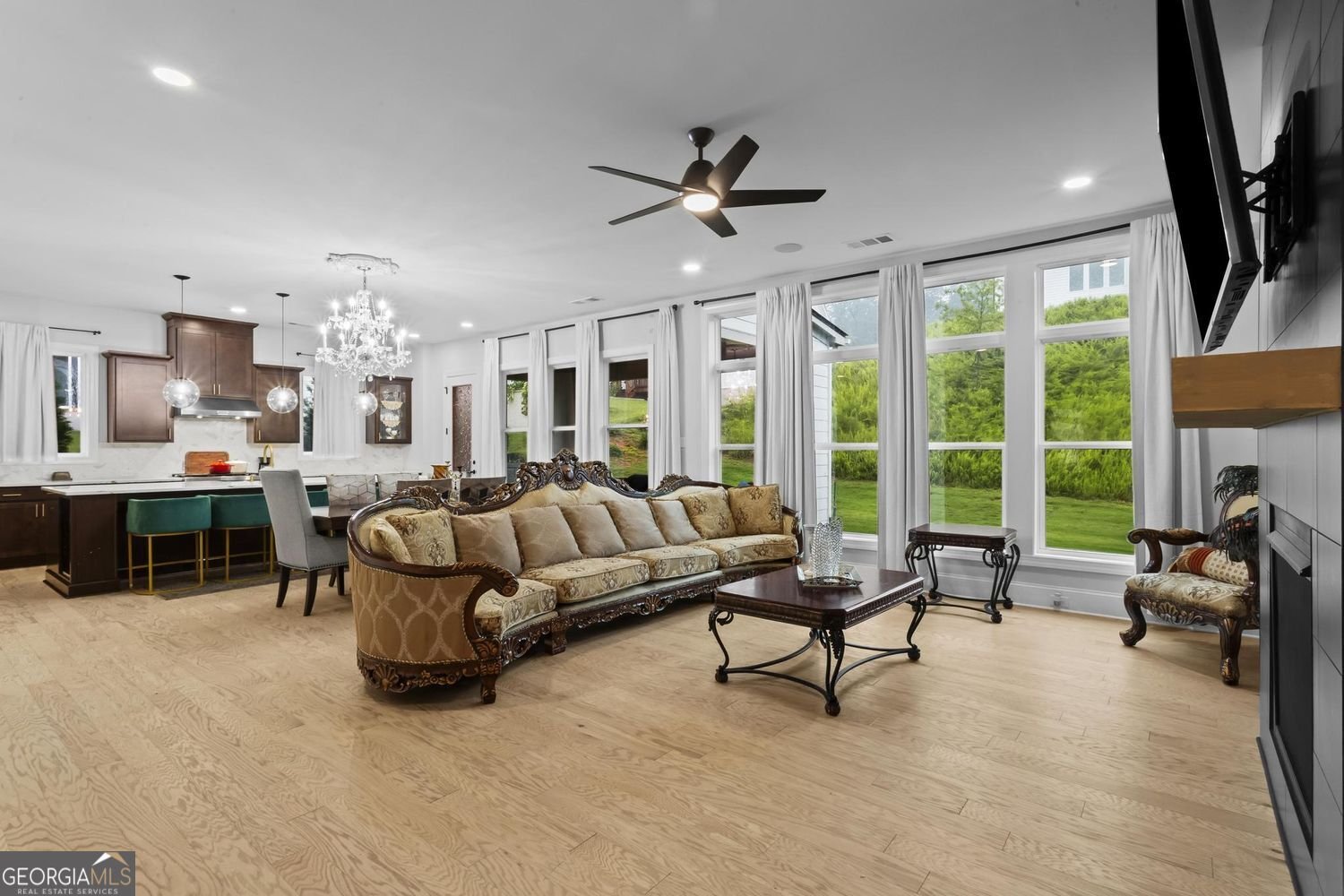 886 Keystone Drive Woodstock - Photo 6