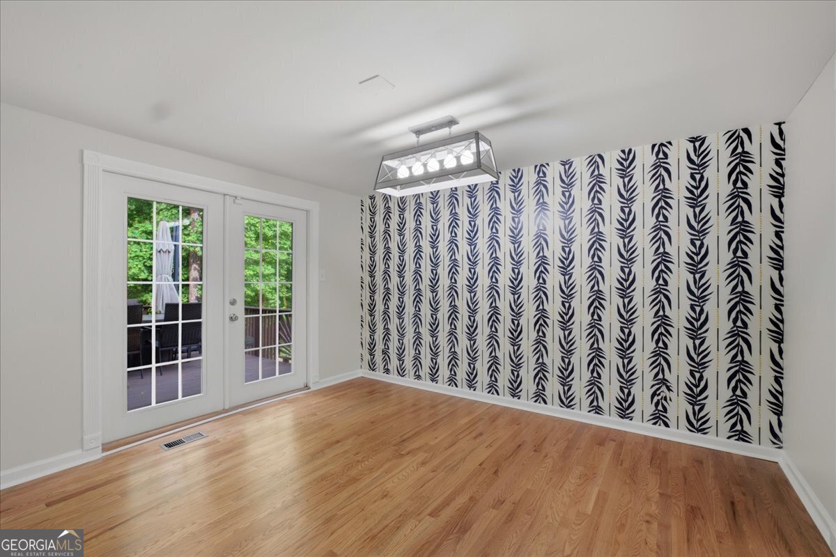9470 Hillside Drive Roswell - Photo 13