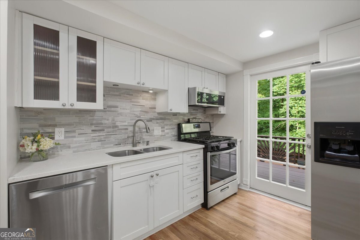 9470 Hillside Drive Roswell - Photo 14
