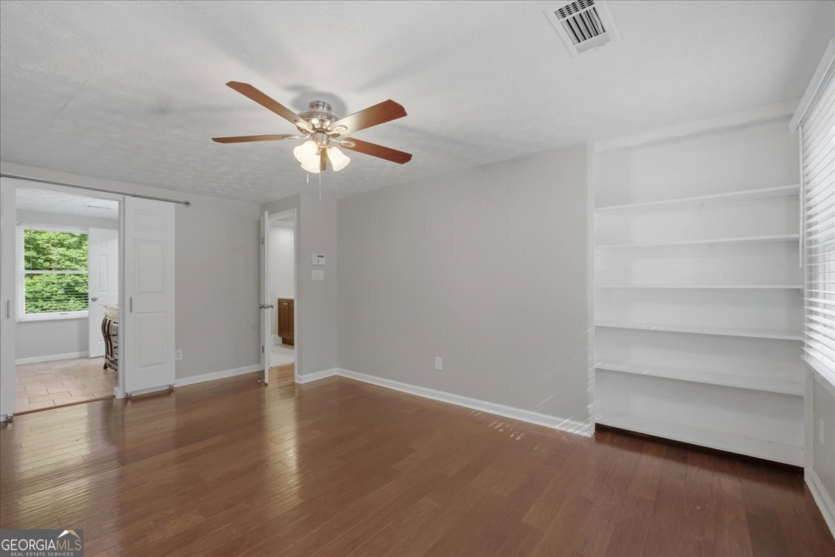 9470 Hillside Drive Roswell - Photo 17