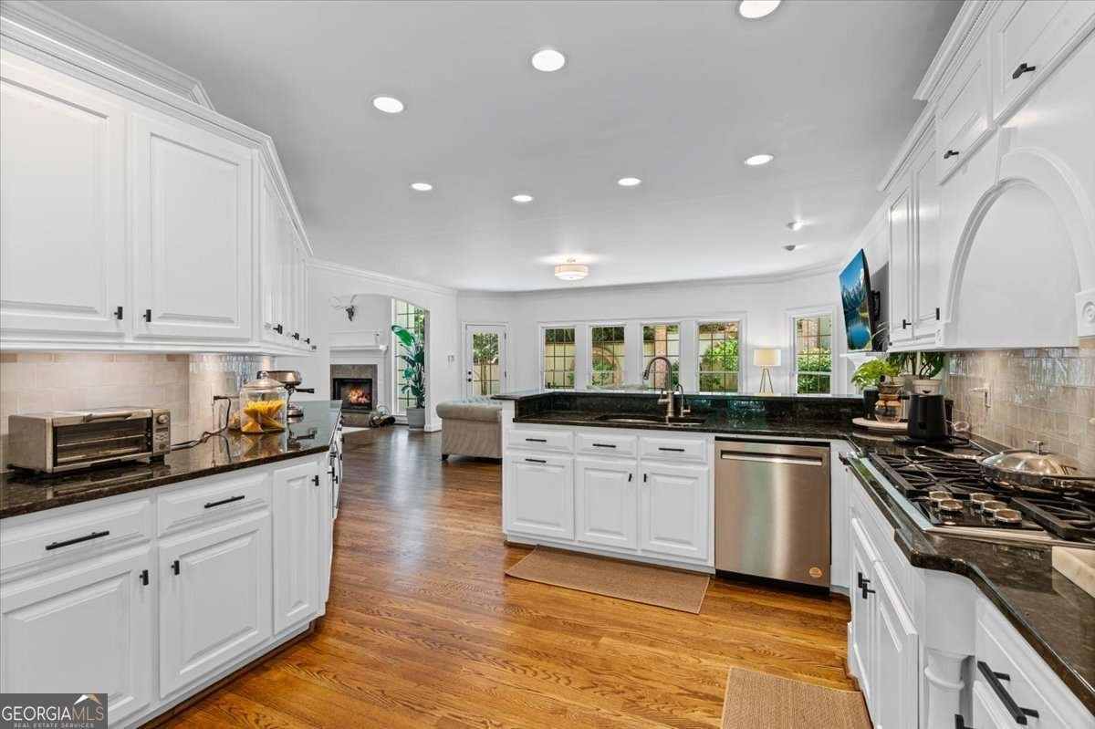 2134 River Cliff Drive Roswell - Photo 12