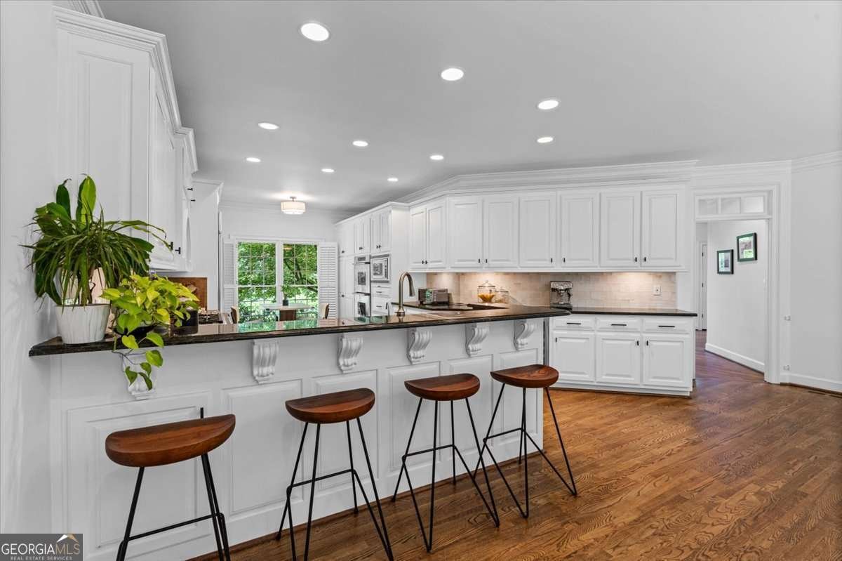2134 River Cliff Drive Roswell - Photo 9