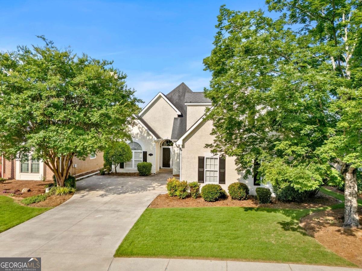 154 Wexford Court Stockbridge - main photo