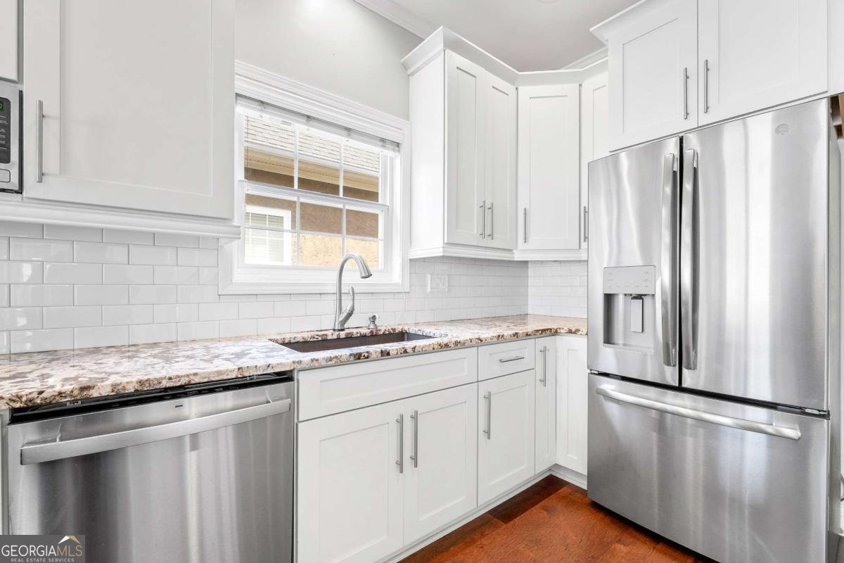 154 Wexford Court Stockbridge - Photo 10