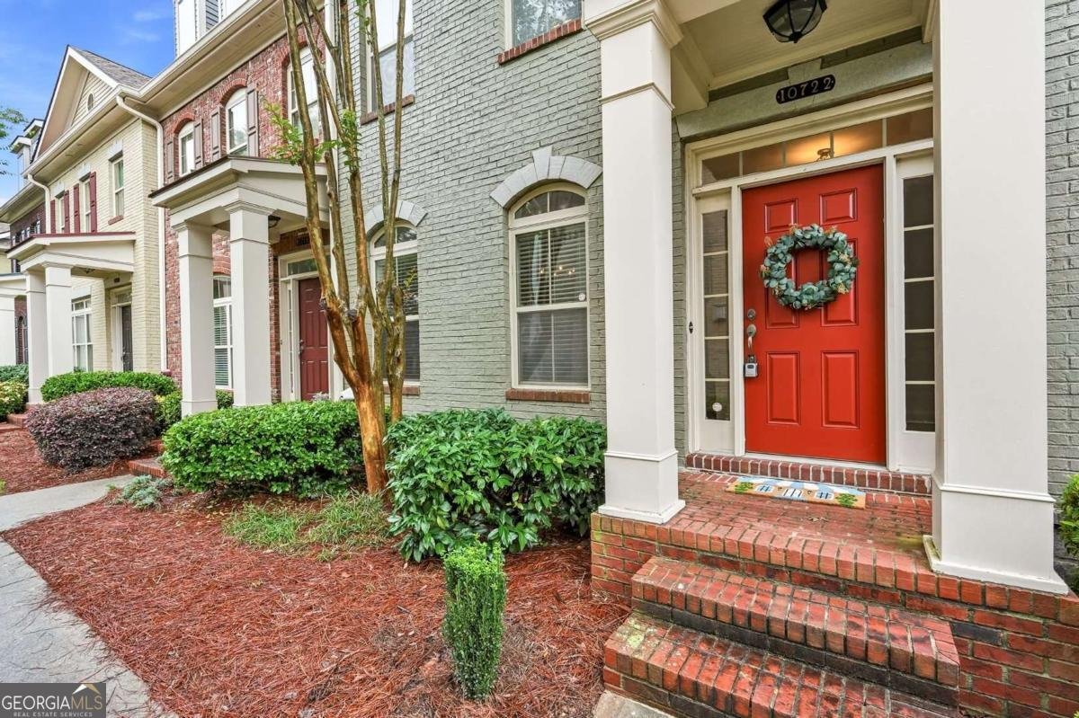 10722 Austen Bend Alpharetta - main photo