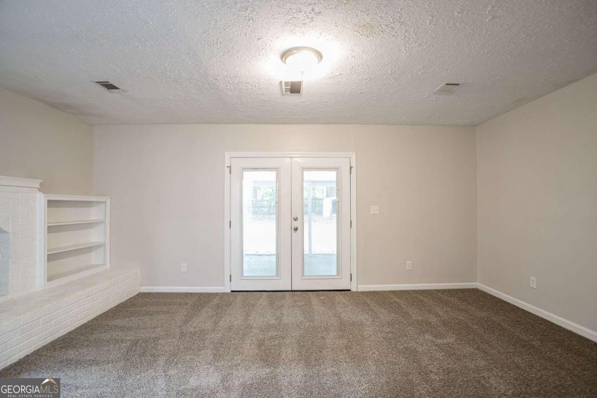 4696 Rockbridge Road Stone Mountain - Photo 18