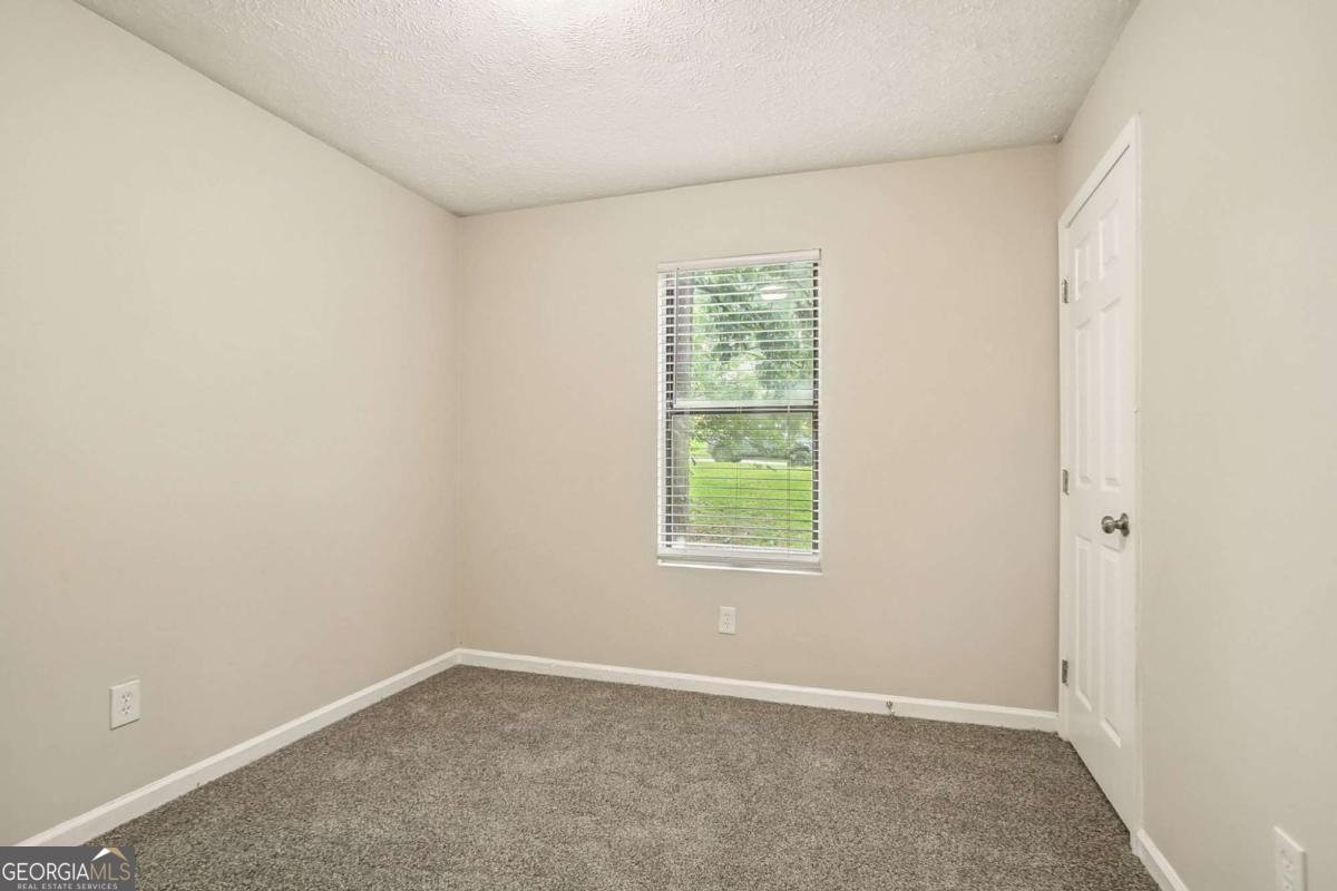 4696 Rockbridge Road Stone Mountain - Photo 13
